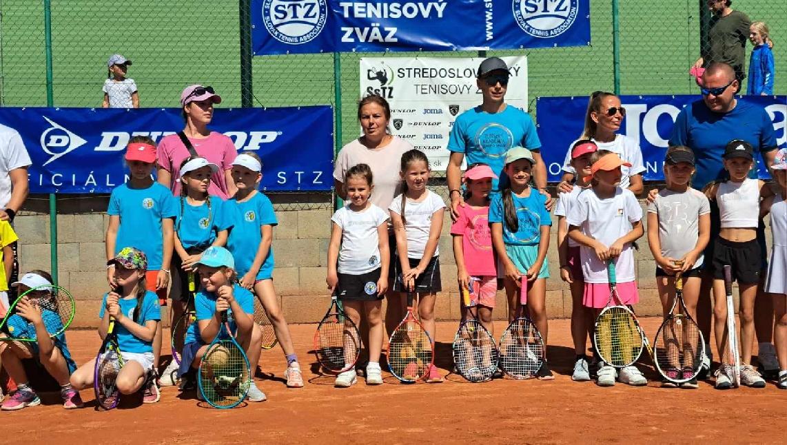 obr: Najmenší tenisti na turnaji v Lieskovci